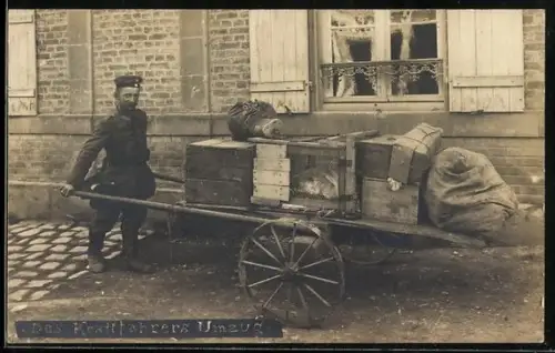 Foto-AK Kraftfahrers Umzug, Soldatenhumor