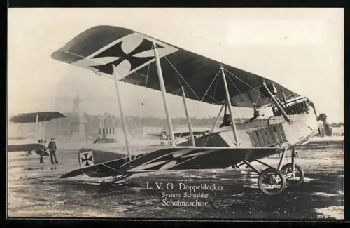 Foto-AK Sanke Nr. 275: L. V. G. Doppeldecker Schulflugzeug, System Schneider