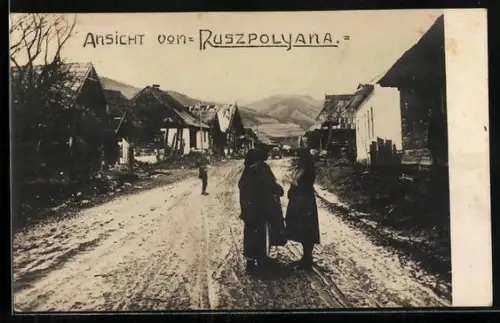AK Ruszpolyana, Strassenpartie im Dorf