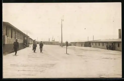 Foto-AK Zittau i. S., Baracken im Kriegsgefangenenlager