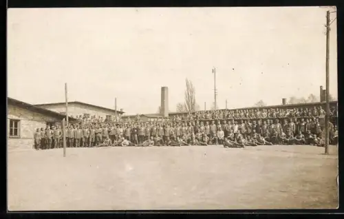 Foto-AK Zittau i. S., Russische Häftlinge im Kriegsgefangenenlager