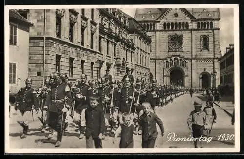 Foto-AK Speyer, Pioniertag 1930, Militärparade