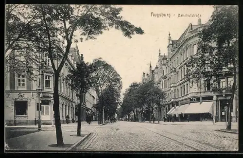 AK Augsburg, Blick in die Bahnhofstrasse mit Häusern