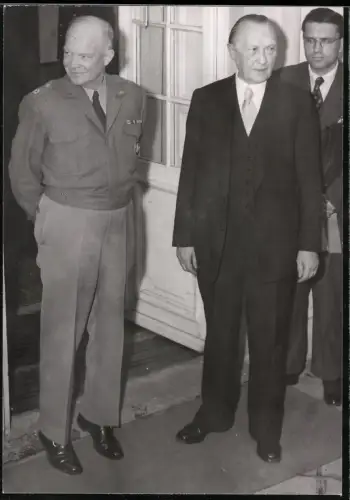 Fotografie amerikanischer President Dwight D. Eisenhower nebst Bundeskanzler Konrad Adenauer
