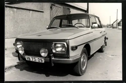 Fotografie Auto Wartburg 353 mit Kennzeichen: VB 73-29