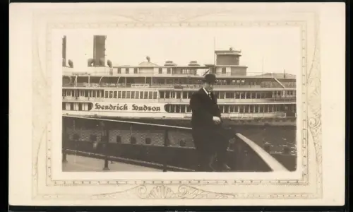 Fotografie Dampfer Hendrick Hudson auf dem Hudson River, 1930