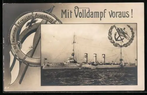 AK Kleiner Kreuzer Augsburg mit Beibooten längsseits, Kriegsschiff