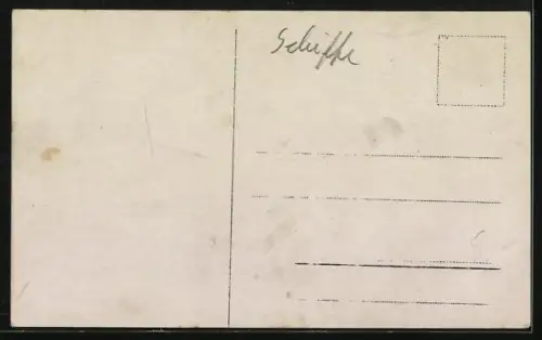 Foto-AK Detonierende Seemine nach Abschuss, Kriegsschiff