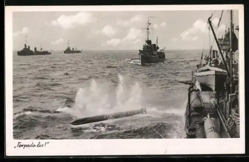 AK Torpedoboot-Zerstörer im Manöver, Abschuss von Übungstorpedo