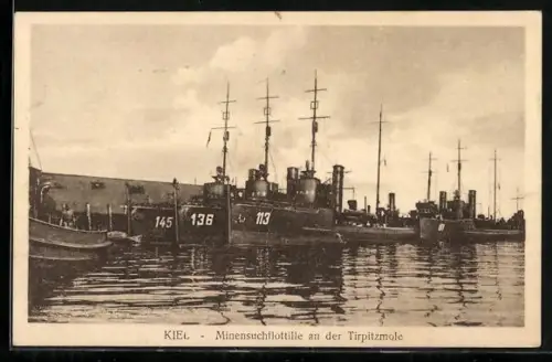 AK Kiel, Minensuchhbotte M-145, M-136, M-113 der Reichsmarine an der Tirpitzmole