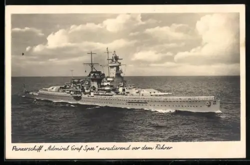 AK Panzerschiff Admiral Graf Spee der Kriegsmarine auf See mit angetretener Besatzung