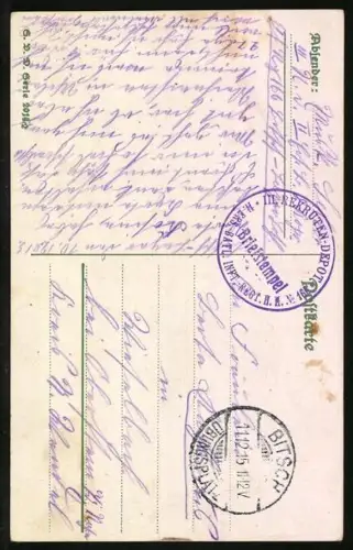 AK Soldat in Uniform umarmt seine Frau, Soldatenliebe