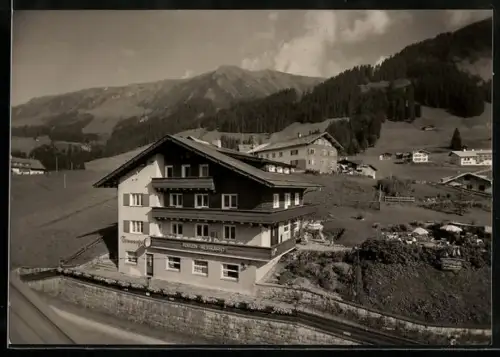 AK Riezlern /Kleinwalsertal, Pension Berghaus Sonnenheim Harald und Monika Frère