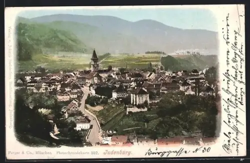AK Judenburg, Stadtpanorama mit Kirche und Bergen