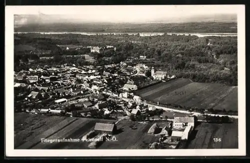 AK Petronell /N. Ö., Fliegeraufnahme des Ortes