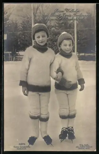AK Prinz Wilhelm und Prinz Louis Ferdinand beim Schlittschuhlaufen