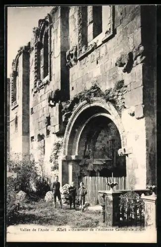 AK Alet /Vallée de l`Aude, Extérieur de l`Ancienne Cathédrale d`Alet