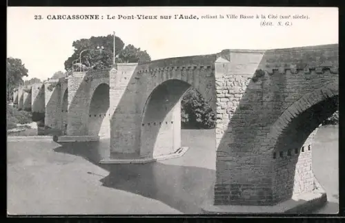 AK Carcassonne, Le Pont-Vieux sur l`Aude, reliant la Ville Basse à la Cite