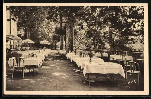 AK Alet-les-Bains /Aude, Terrasse de l`Etablissement thermal, Source buvette