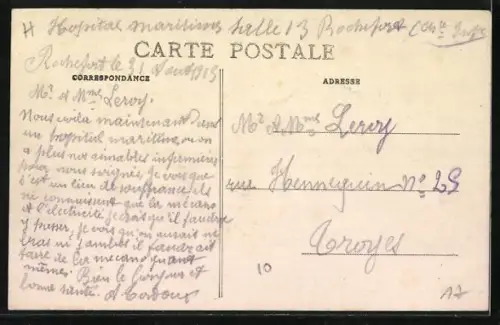 AK Rochefort-sur-Mer, Rue de la République avec passants et commerces