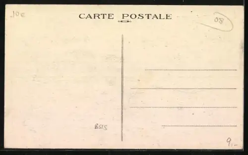 AK Aouste, Rue de la Poste avec maisons et voiture ancienne