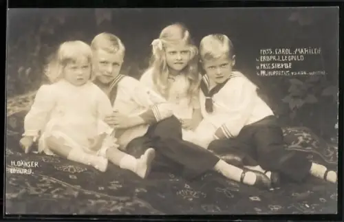 AK Erbprinz Leopold von Sachsen-Coburg-Gotha mit seinen Geschwistern Carol-Mathilde, Sibylle und Hubertus