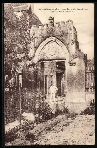 AK Saint-Genou /Indre, Porte de l`Ancienne Abbaye des Bénédictins