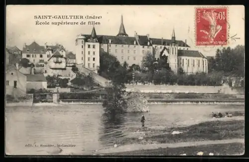 AK Saint-Gaultier /Indre, École supérieure de filles avec vue sur la rivière