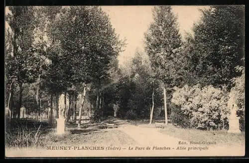 AK Meunet-Planches /Indre, Le Parc de Planches, Allée principale