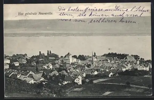 AK Neuveville, Vue générale, Ortspanorama mit Bieler See
