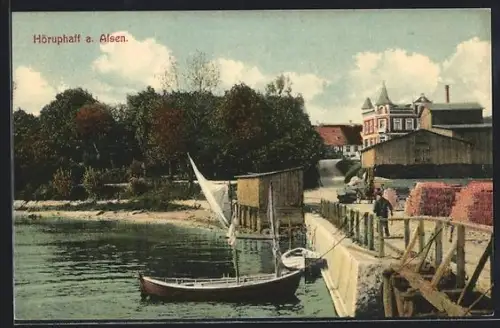 AK Höruphaff a. Alsen, Uferpartie mit Boot