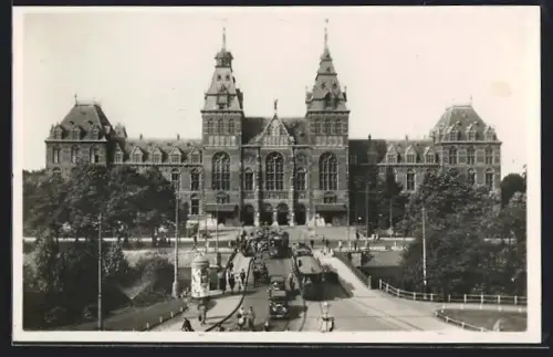 AK Amsterdam, Strassenbahnen am Rijksmuseum