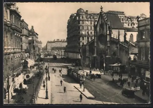 AK Lyon, Place des Cordeliers et l`église Saint-Bonaventure, Strassenbahn