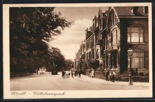 AK Utrecht, Wilhelminapark mit Strassenbahn
