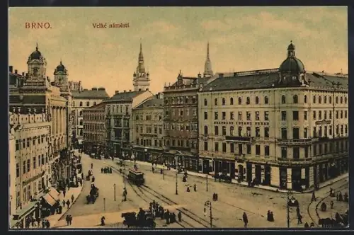 AK Brünn / Brno, Strassenbahn am Grossen Platz & Rathausturm