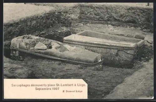 AK Liége, Sarcophages découverts place St-Lambert en 1907