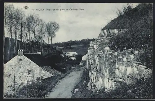 AK Moha, Paysage du pied du Château-Fort