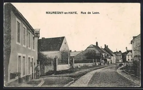 AK Mauregny-en-Haye, Rue de Laon