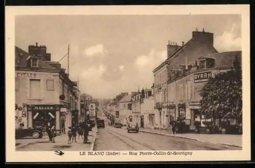 AK Le Blanc /Indre, Rue Pierre-Collin-de-Souvigny avec commerces et passants