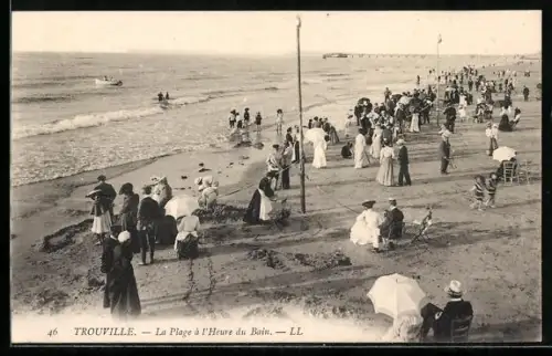 AK Trouville, La Plage à l`Heure du Bain
