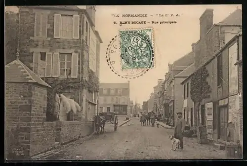 AK Beny-Bocage, Rue principale avec passants et charrette tirée par un cheval
