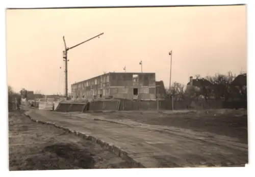 5 Fotografien Ansicht Zörbig, Neubau der Schule im Ort