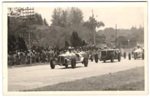 6 Fotografien Autorennen, Roadster Rennwagen