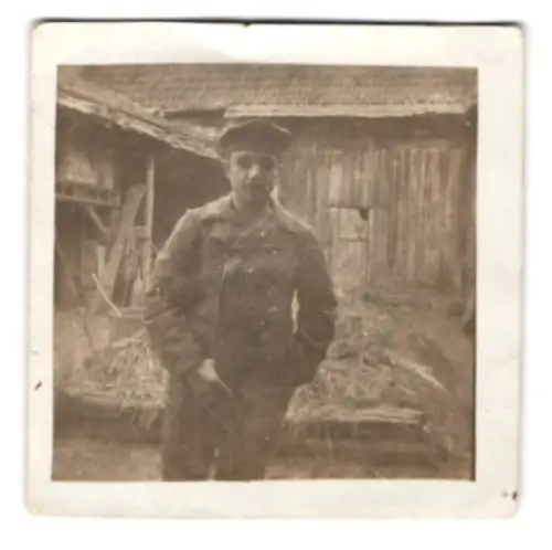2 Fotografien U-Boot Matrose in Uniform mit U-Boot-Kriegsabzeiche