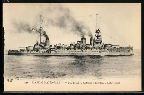 AK Französischer Kreuzer Justice in Fahrt, Kriegsschiff