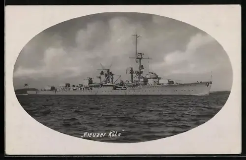 Foto-AK Leichter Kreuzer Köln der Reichsmarine in Fahrt