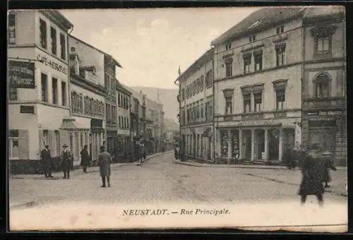 AK Neustadt / Pfalz, Blick in die Hauptstrasse