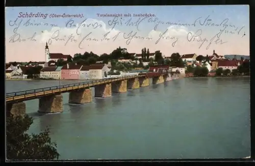 AK Schärding /Ober-Österreich, Totalansicht mit Innbrücke