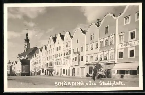 AK Schärding a. Inn, Stadtplatz mit Gasthaus