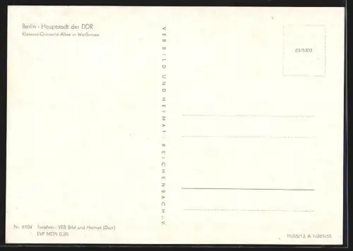 AK Berlin-Weissensee, Strassenbahn in der Klement-Gottwald-Allee